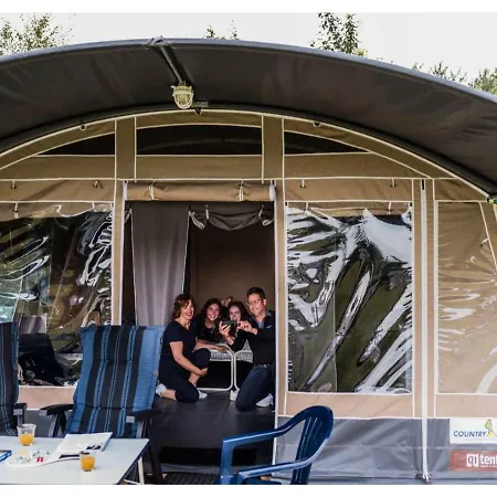 Luxe tent Country Camp Camping Lei Suves *