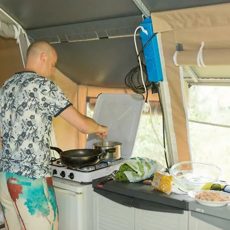 Country Camp Camping Lei Suves Luxe tent *