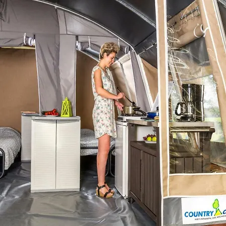 Country Camp Camping Lei Suves Luxe tent